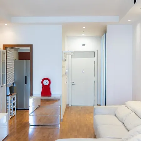 Quieto Vicino Stazione E Metropolitana * Rom