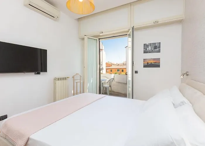 Quieto Vicino Stazione E Metropolitana