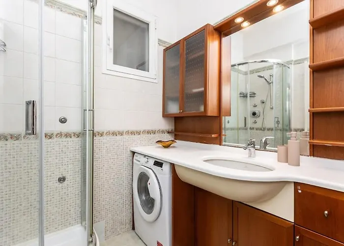 Quieto Vicino Stazione E Metropolitana Rom